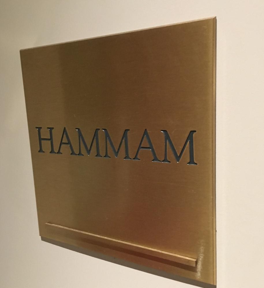 Hotel Le Marianne Paris Eksteriør bilde