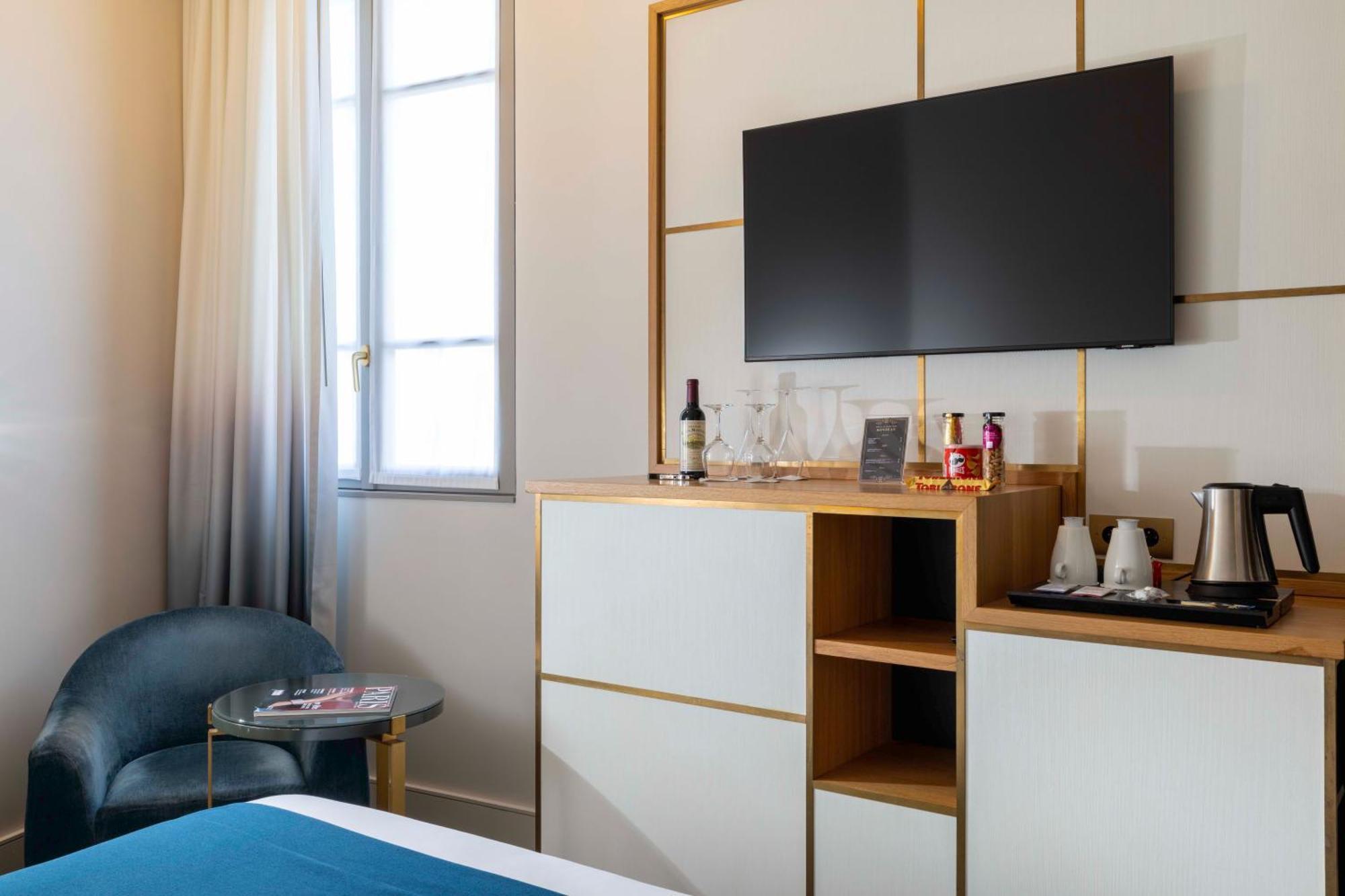 Hotel Le Marianne Paris Eksteriør bilde